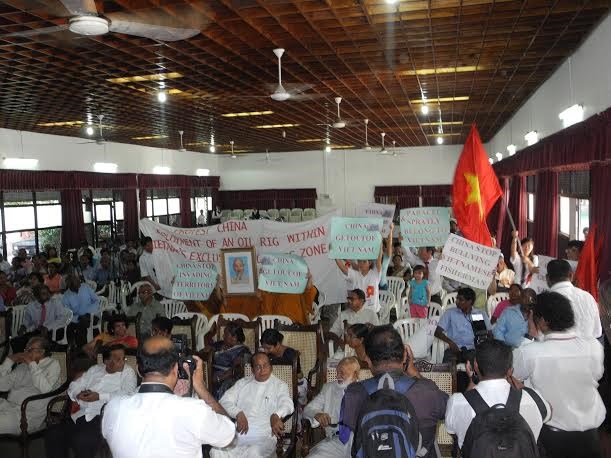 Người Việt tại Sri Lanka phản đối hành động của Trung Quốc trên Biển Đông